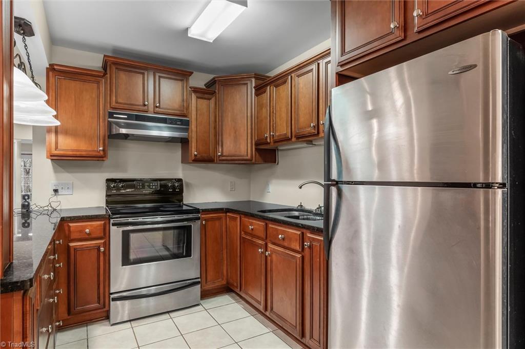 1096 Corner Road Property Photo 38
