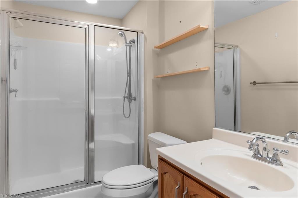 1096 Corner Road Property Photo 40
