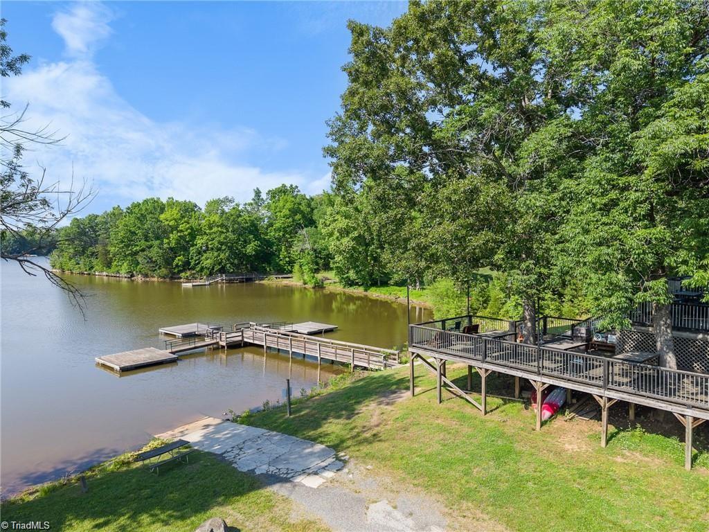 257 Boat Club Lane Property Photo 11