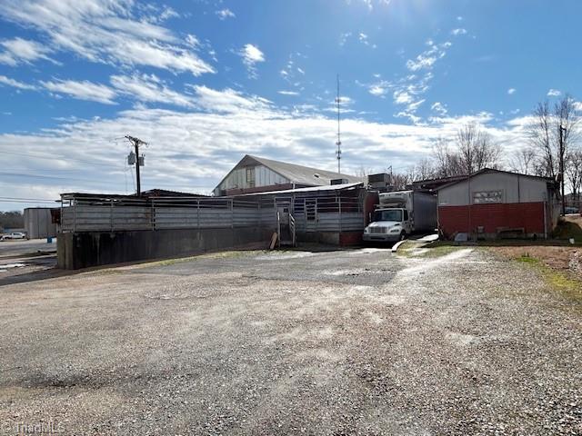 203 E 29th Street Property Photo 8