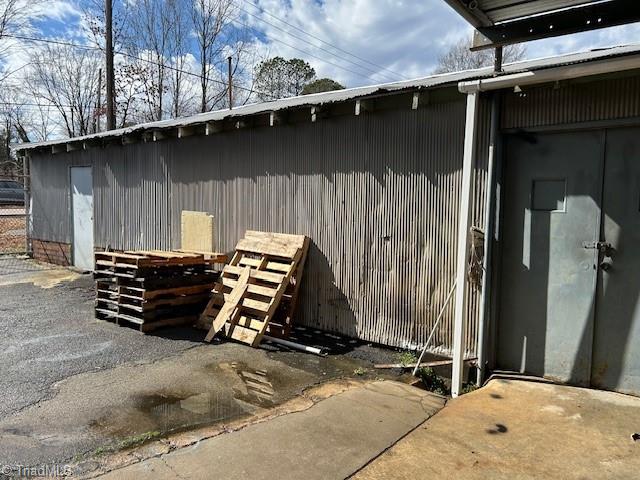 203 E 29th Street Property Photo 11