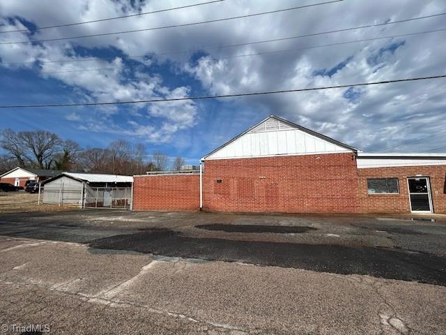 203 E 29th Street Property Photo 19