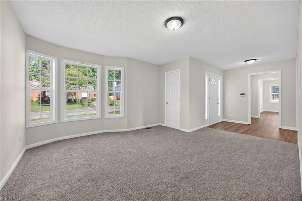 2296 Zornbrook Drive Property Photo 4