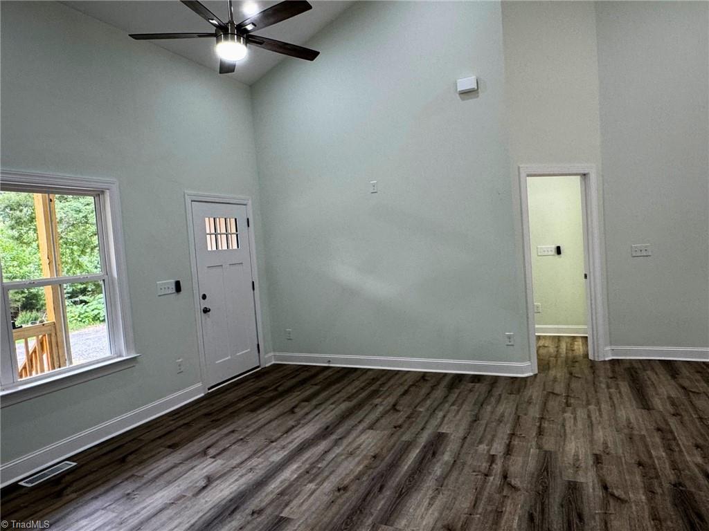 607 Kendall Street Property Photo 3