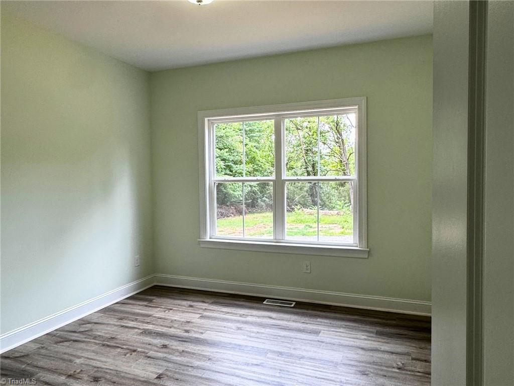 607 Kendall Street Property Photo 12