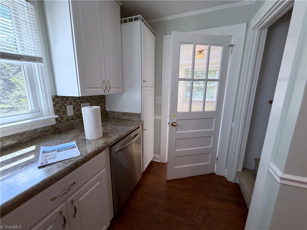 8508 Croft Drive Property Photo 11
