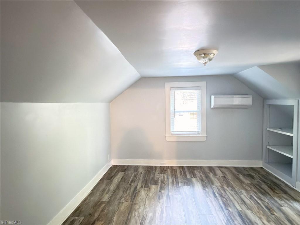 8508 Croft Drive Property Photo 14