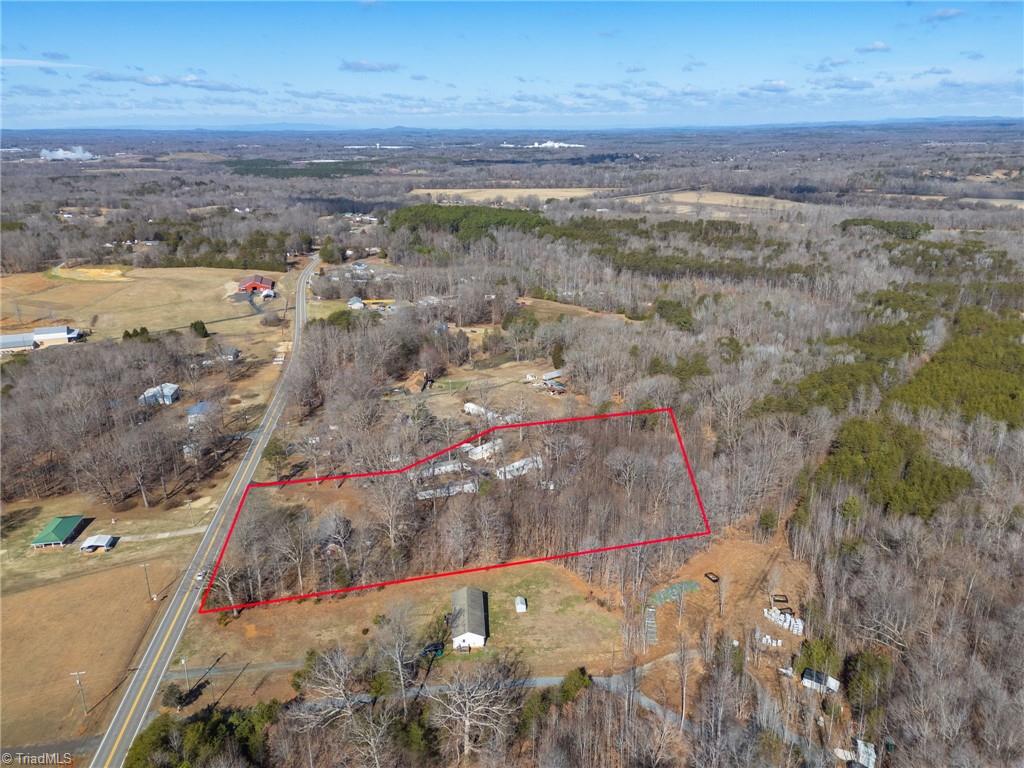 5513 Nc Highway 700 Property Photo 2