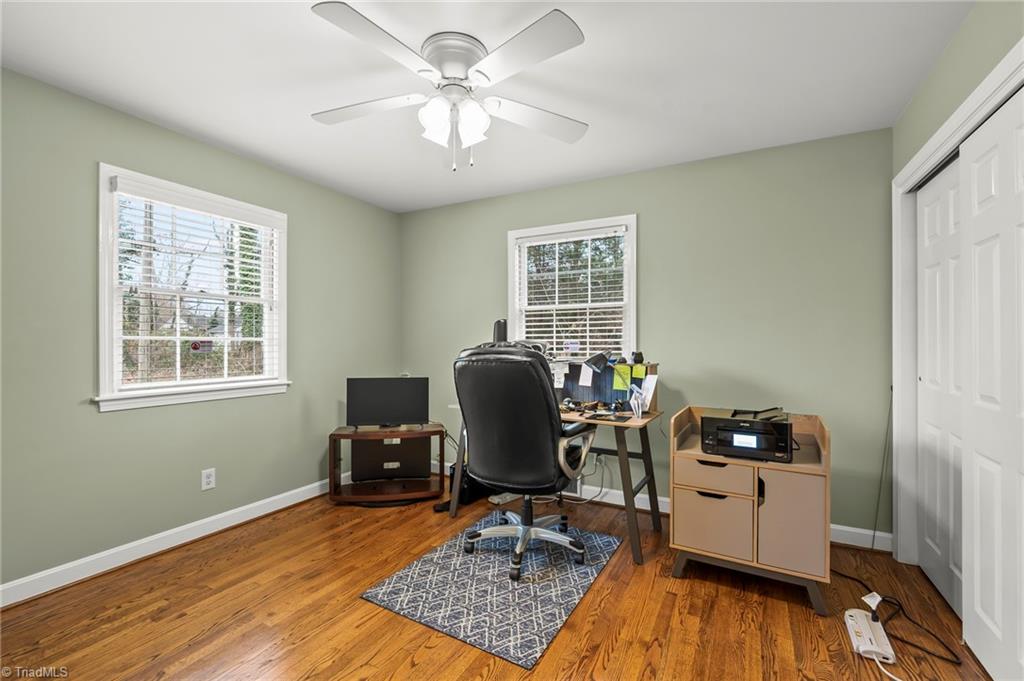 2750 Maplewood Avenue Property Photo 14