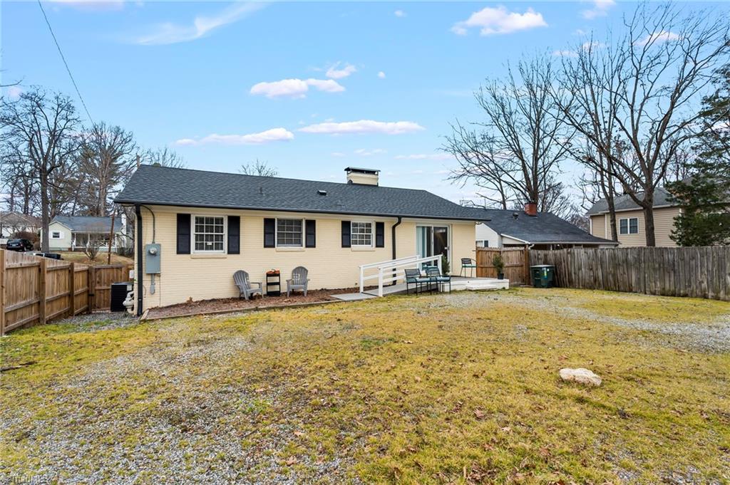 2750 Maplewood Avenue Property Photo 19