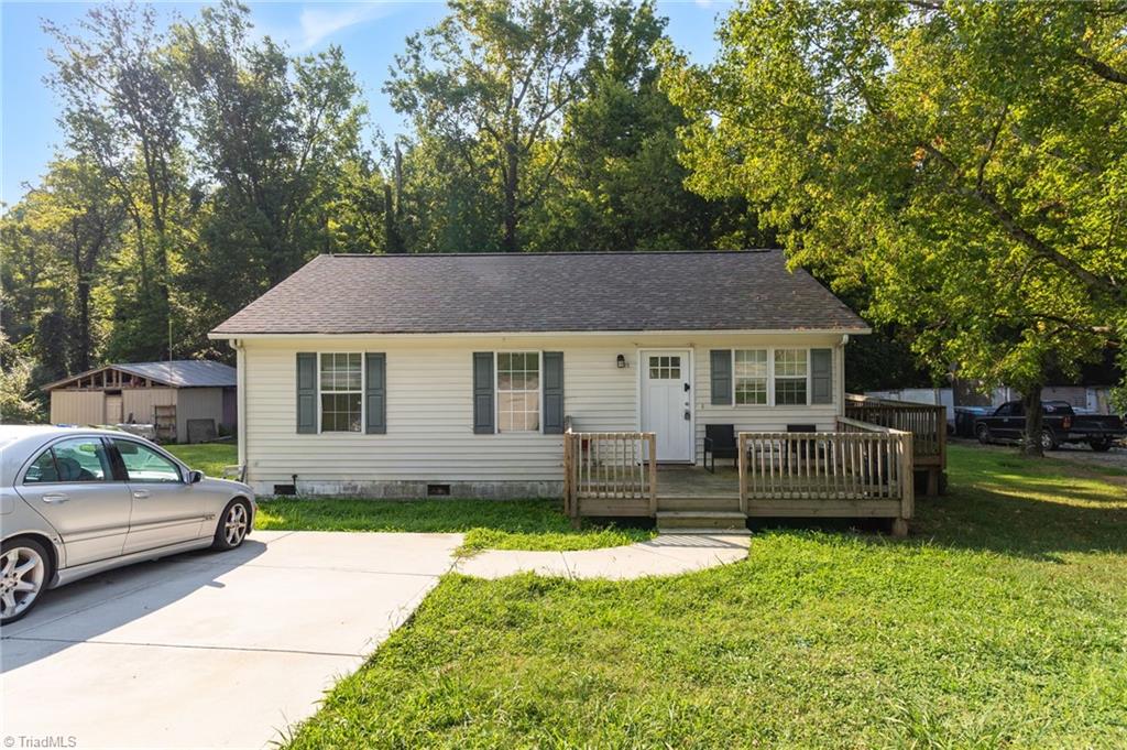 112 Rotary Lane Property Photo 1
