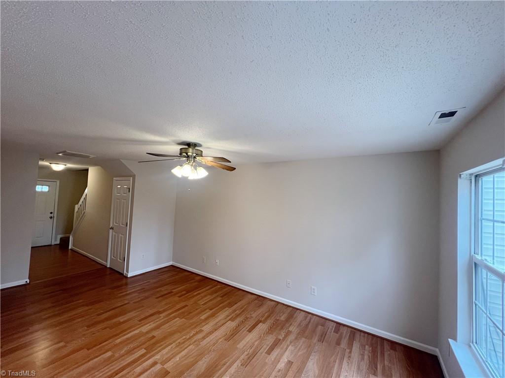 5138 Bartholomews Lane Property Photo 4