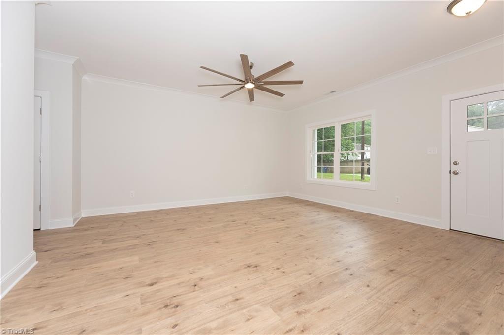 2901 Weisner Court Property Photo 14