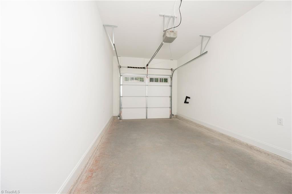 2901 Weisner Court Property Photo 19