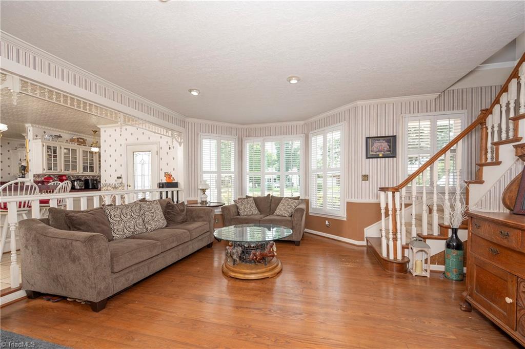 301 Virginia Drive Property Photo 10