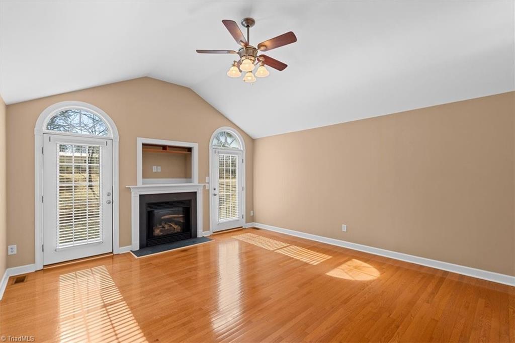 4528 Springbrook Drive Property Photo 5