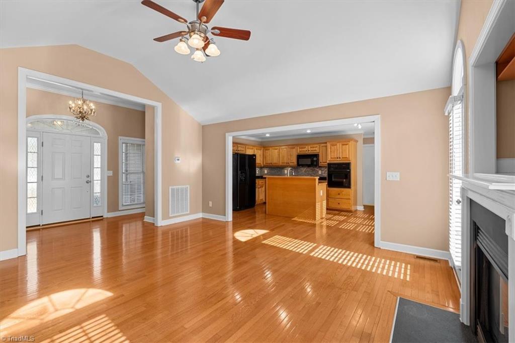 4528 Springbrook Drive Property Photo 7