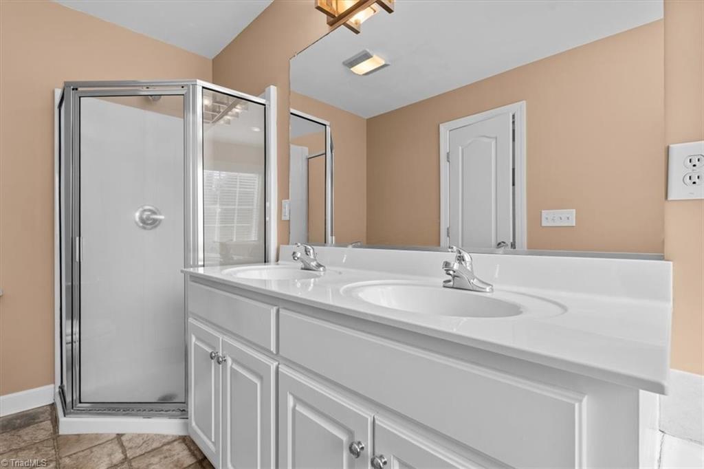 4528 Springbrook Drive Property Photo 20