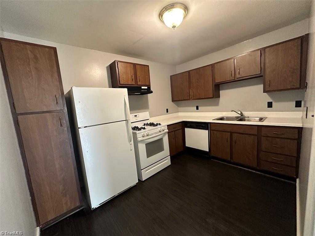 2810 Pelham Place Property Photo 5