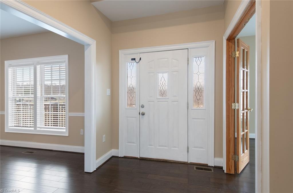 4872 Thom Road Property Photo 18