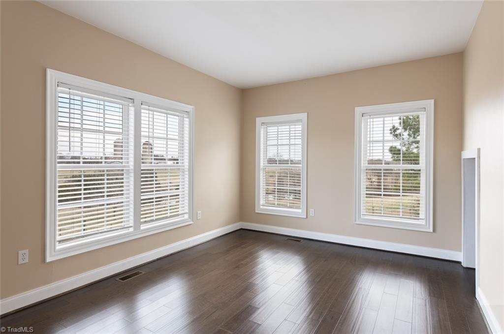 4872 Thom Road Property Photo 19