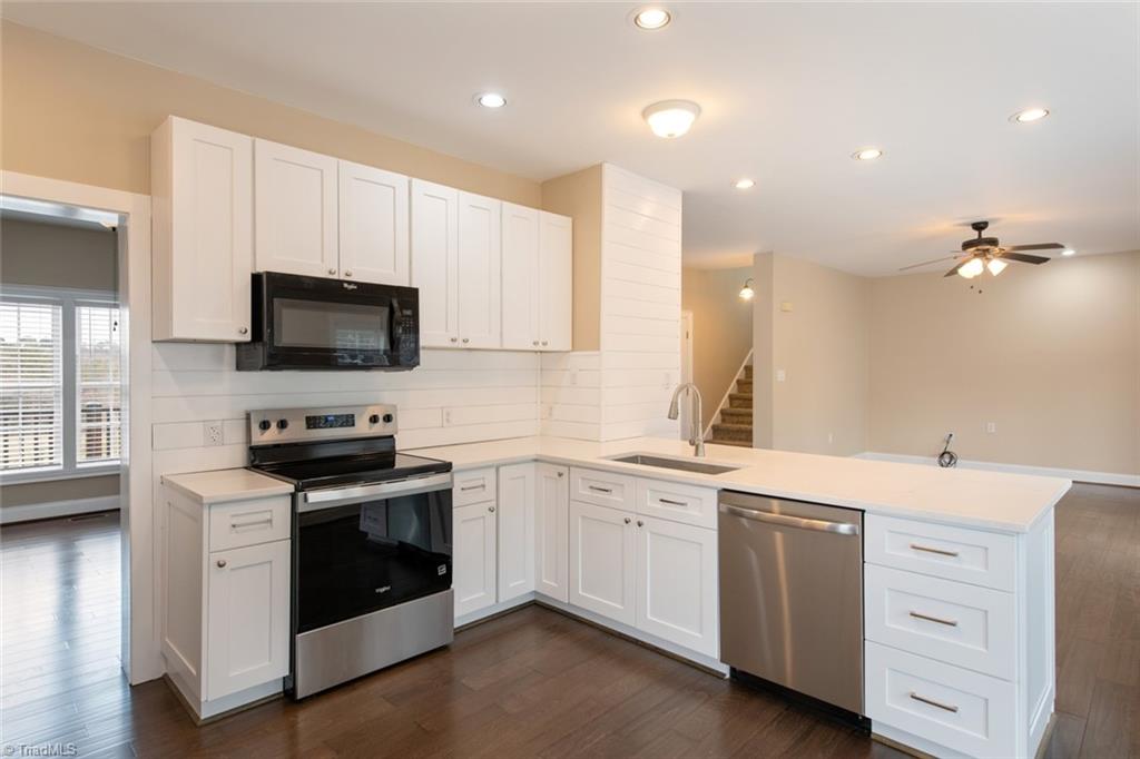 4872 Thom Road Property Photo 26