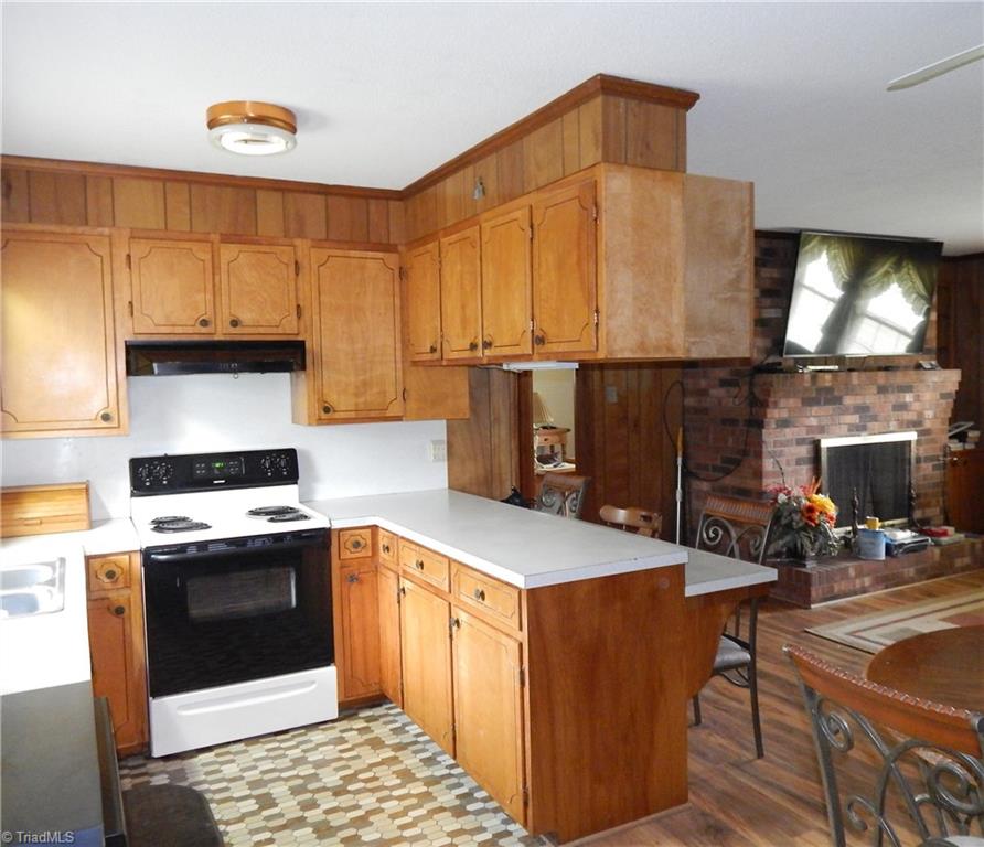1662 Ralph Joyce Road Property Photo 10