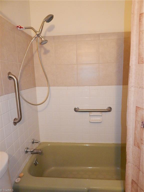 1662 Ralph Joyce Road Property Photo 17