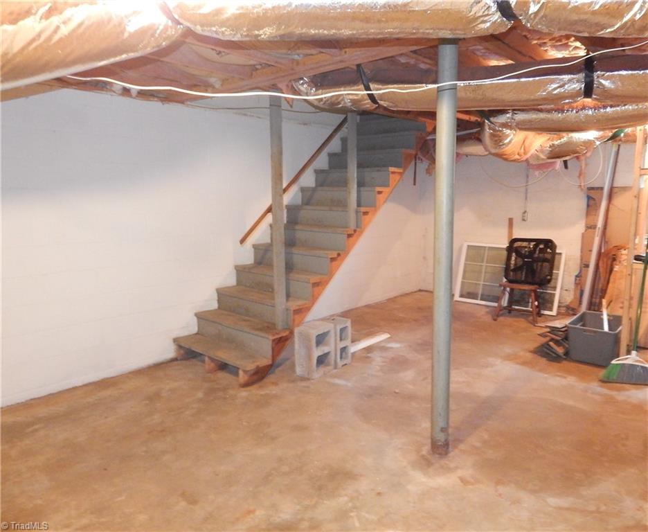 1662 Ralph Joyce Road Property Photo 19