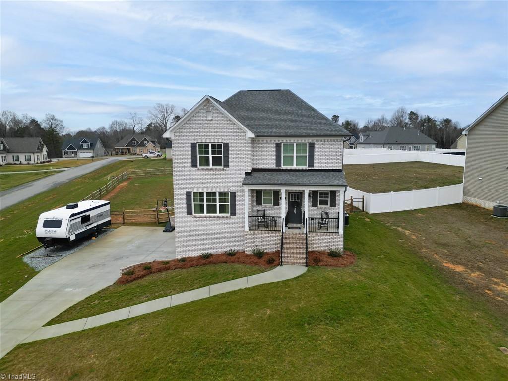 360 Wynnfall Drive Property Photo 37