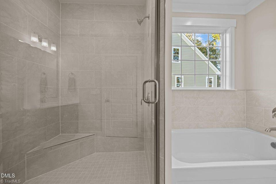 1126 Brookfield Drive Property Photo 14