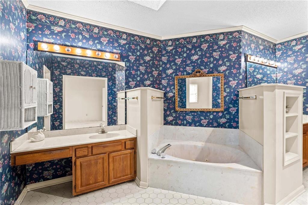 411 Wildwood Drive Property Photo 31
