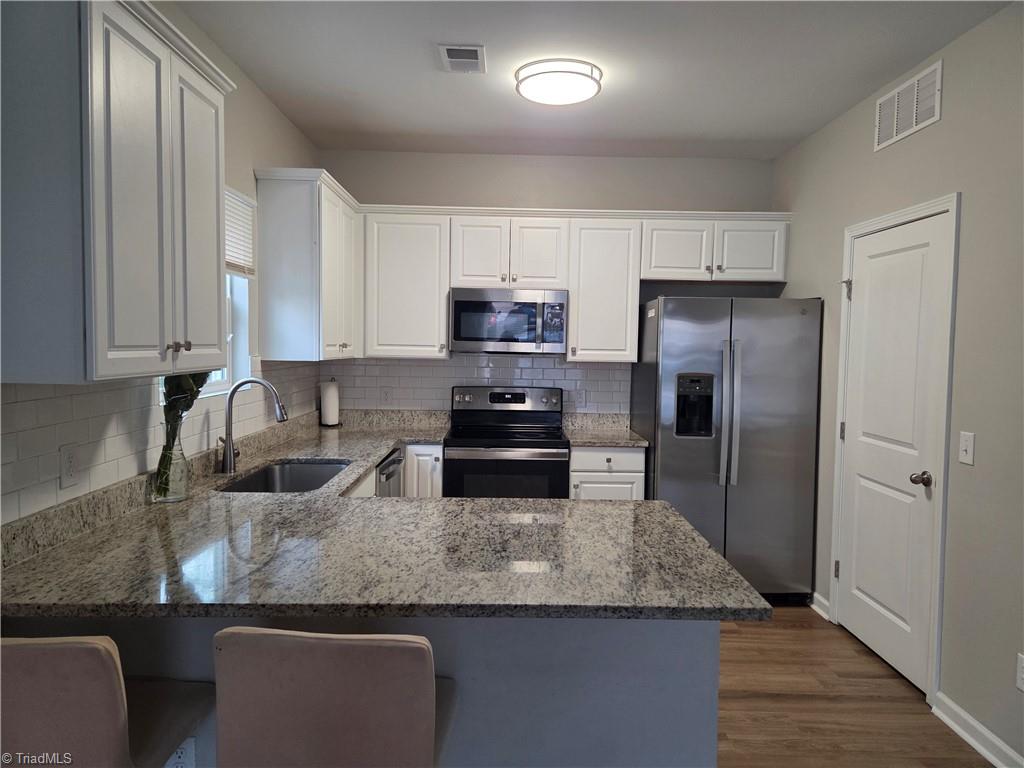 1806 Franklin Avenue Property Photo 3