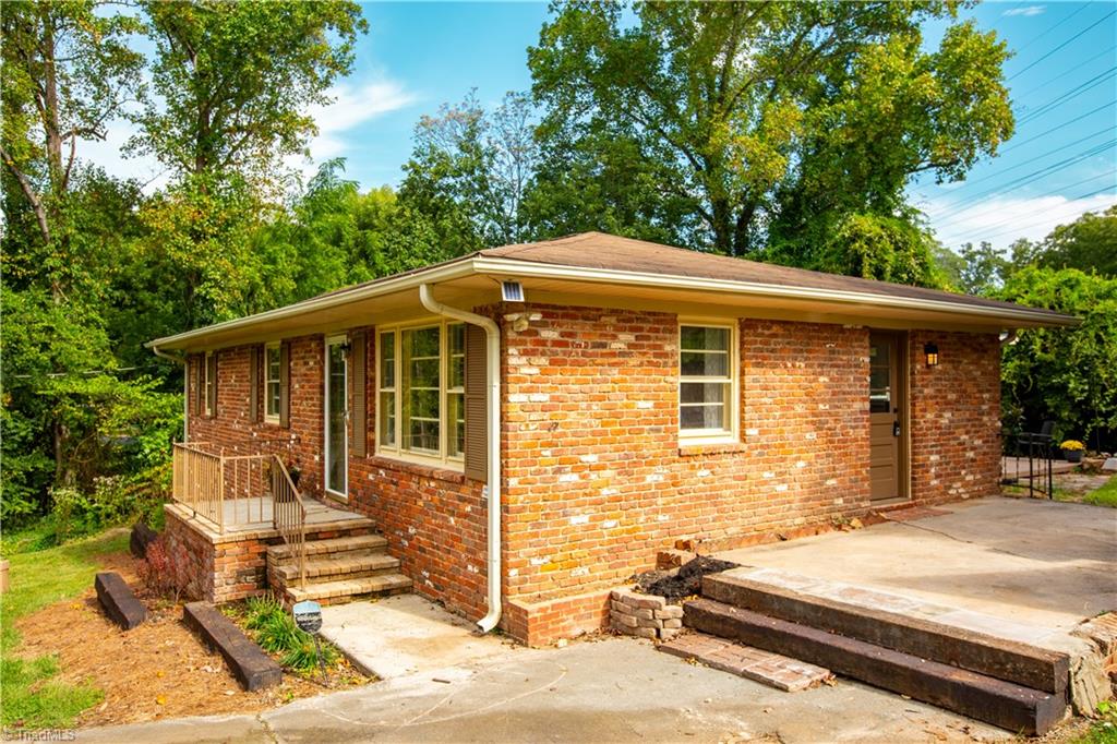 581 Clyde Drive Property Photo 28