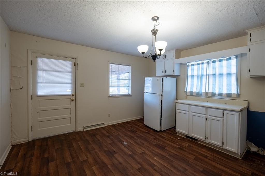 4315 Hicone Road Property Photo 7