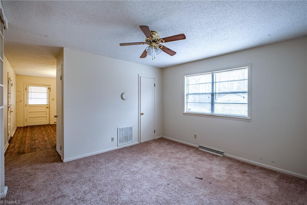 4315 Hicone Road Property Photo 10