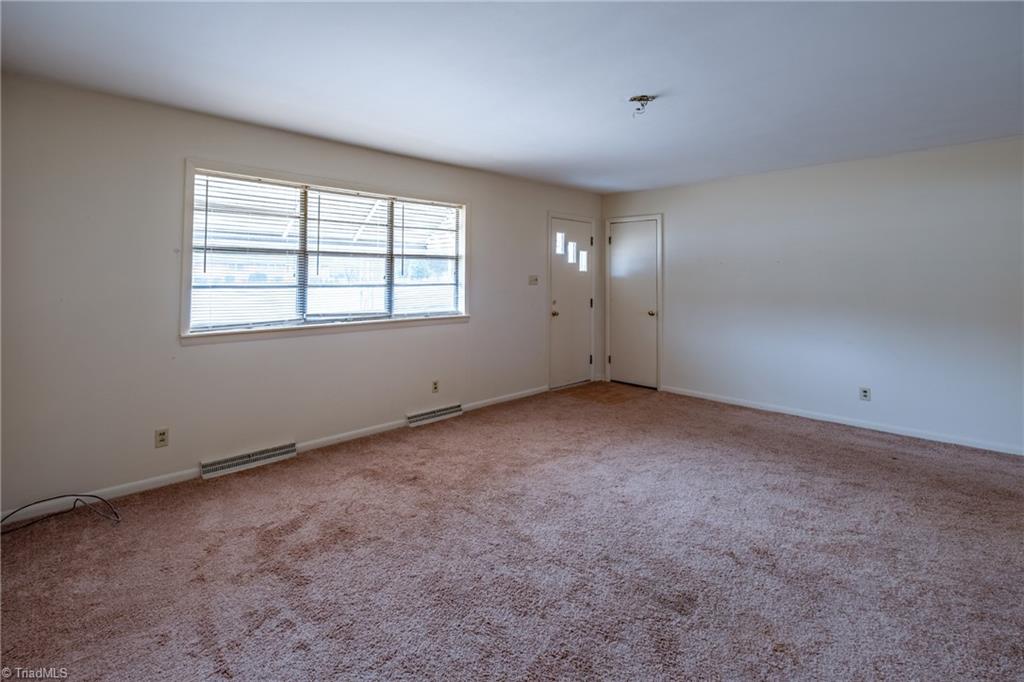 4315 Hicone Road Property Photo 14