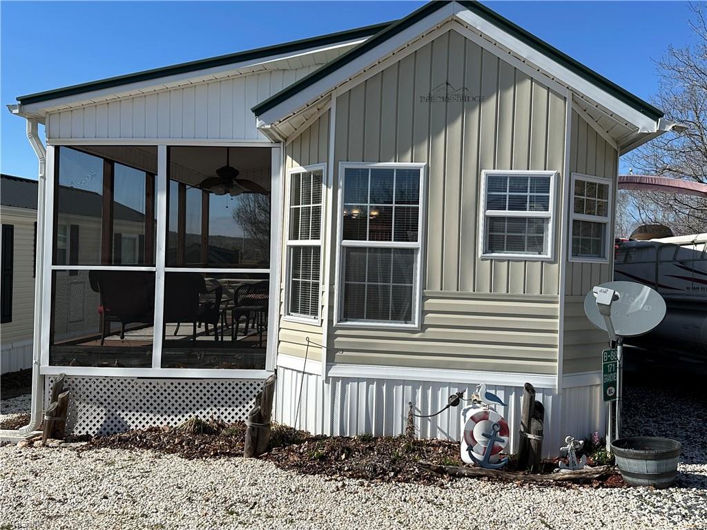 171 Grand View Drive Property Photo 2