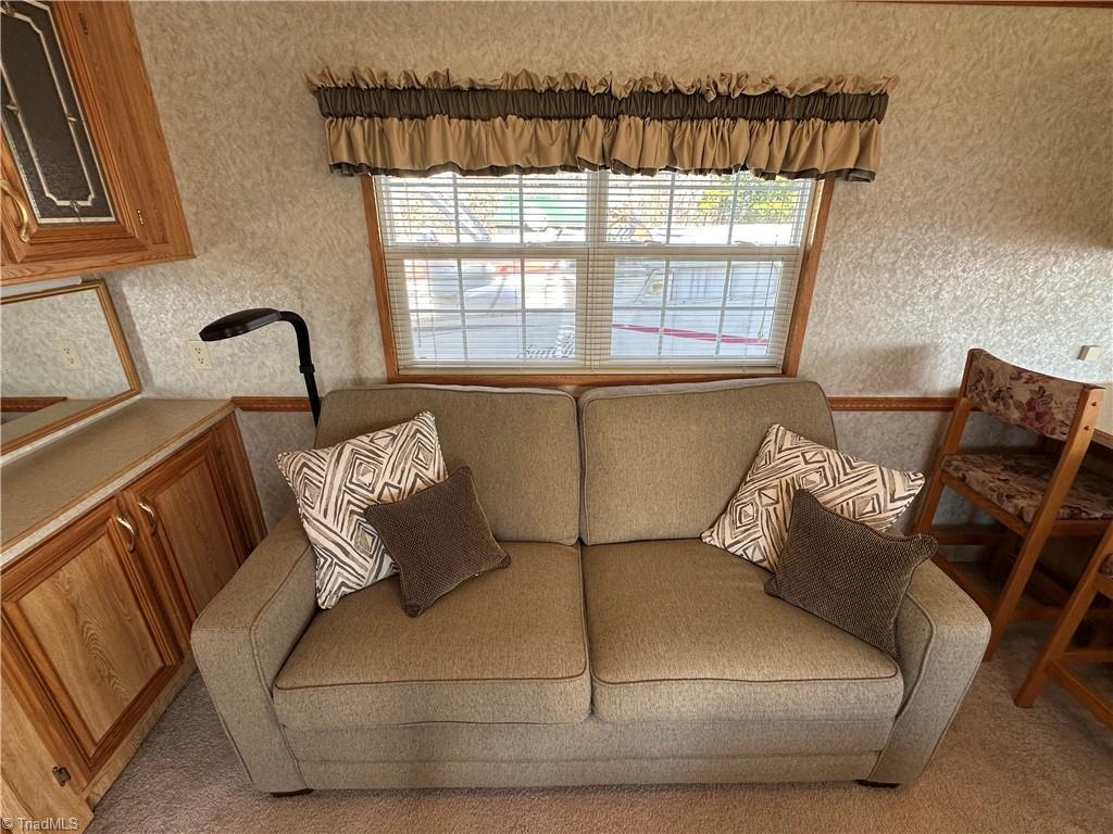 171 Grand View Drive Property Photo 6