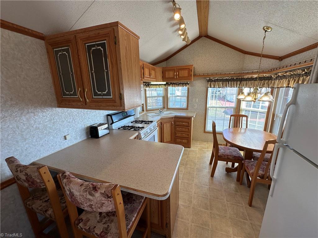 171 Grand View Drive Property Photo 8