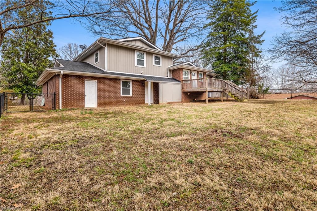 2820 Lansdowne Drive Property Photo 34