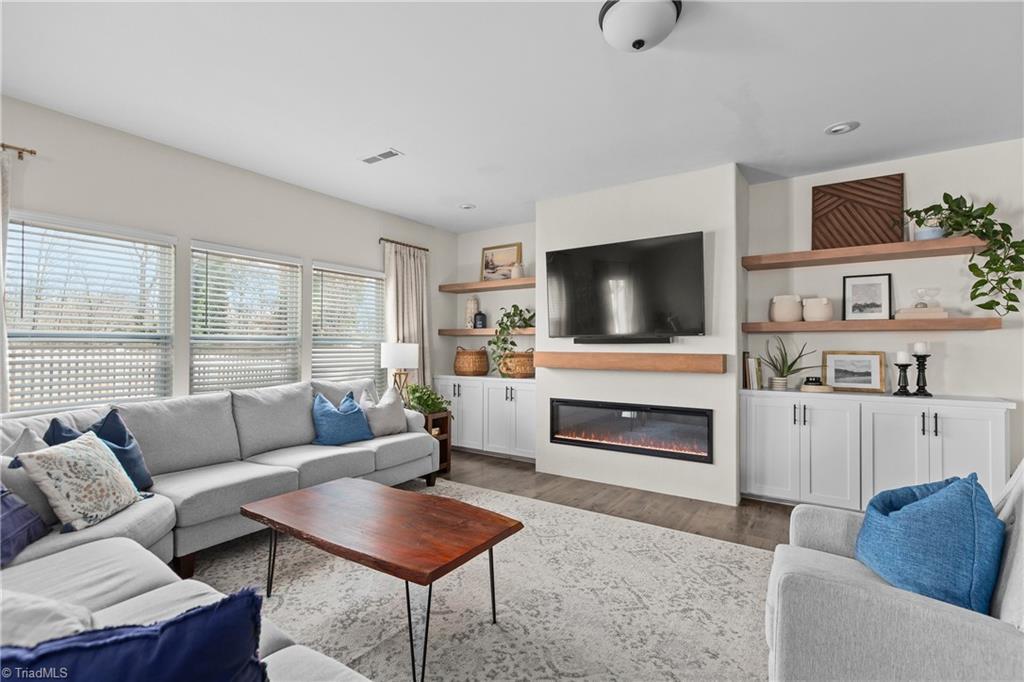 4020 Centerpiece Court Property Photo 7