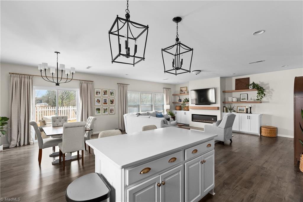 4020 Centerpiece Court Property Photo 11