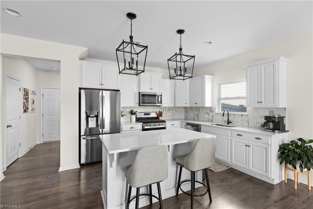 4020 Centerpiece Court Property Photo 15