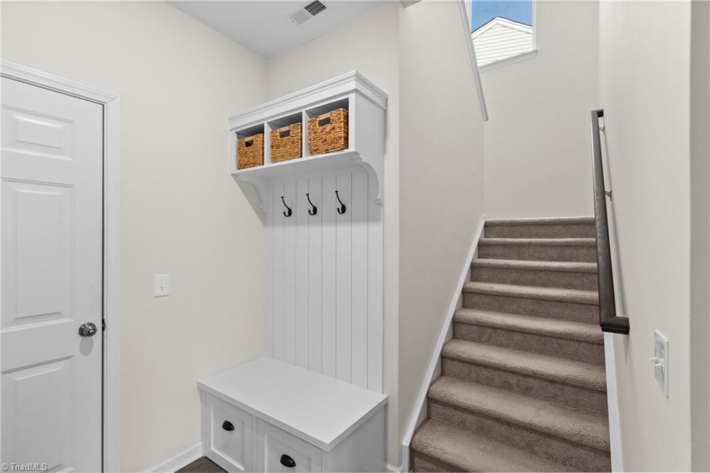4020 Centerpiece Court Property Photo 16