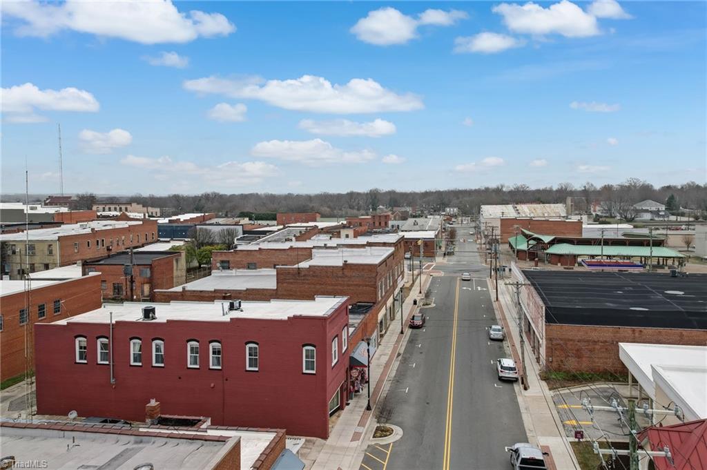 226 Settle Street Property Photo 5