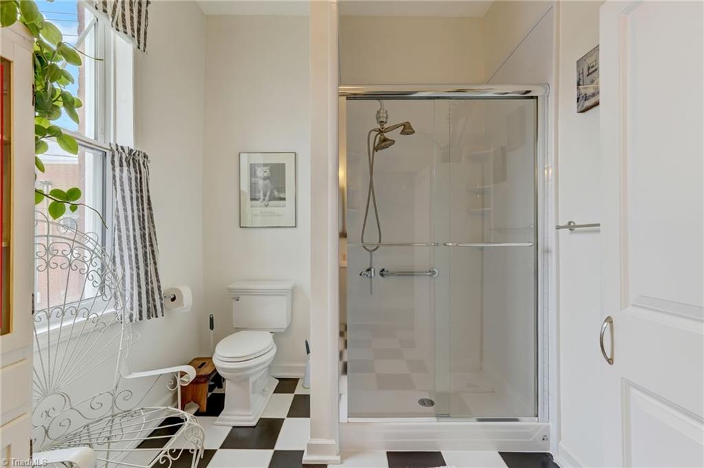 226 Settle Street Property Photo 19