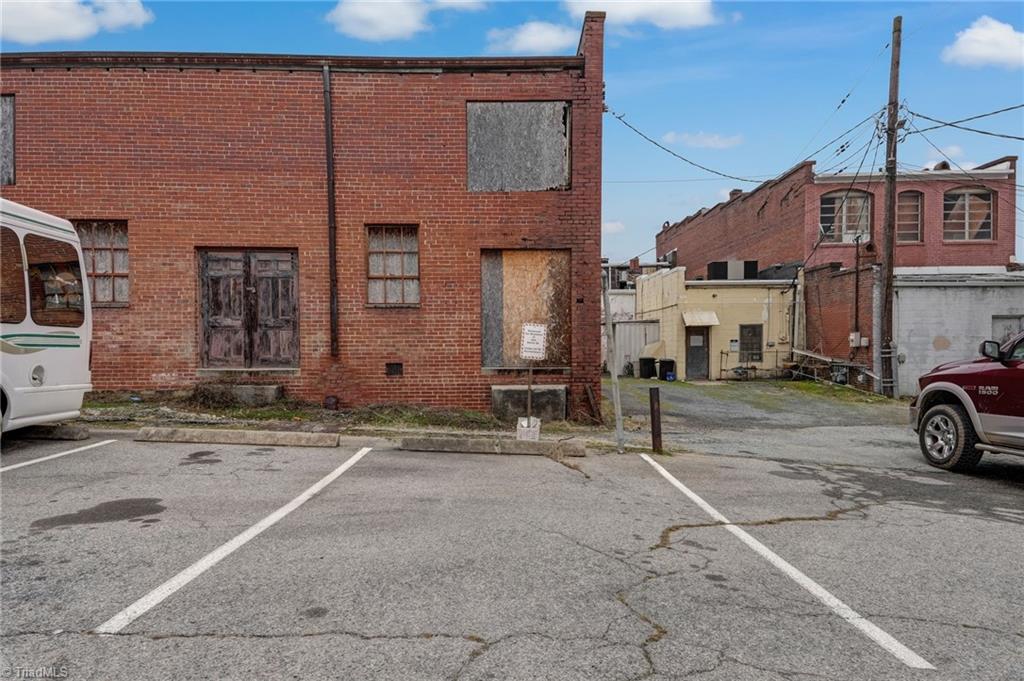 226 Settle Street Property Photo 40