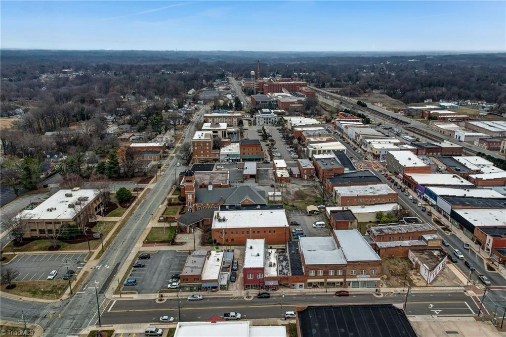 226 Settle Street Property Photo 43