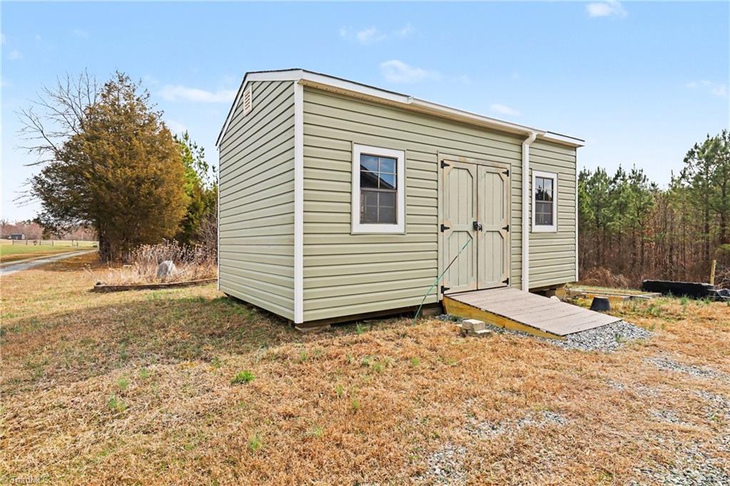 289 Jacobs Trail Property Photo 33